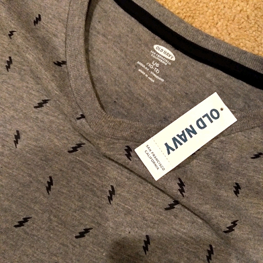 Old Navy Pattern Crew Neck Long Sleeve Tee